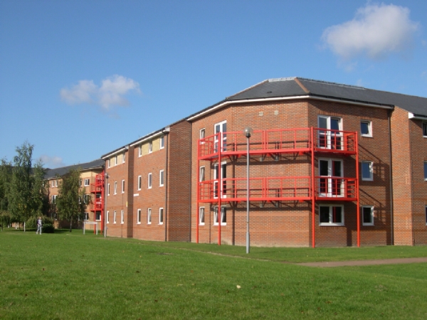 UNIVERSITY OF GREENWICH AVERY HILL CAMPUS - LONDRA AVERY HILL